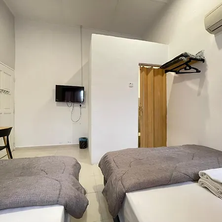 Muslim Homestay Teluk Intan Exterior photo