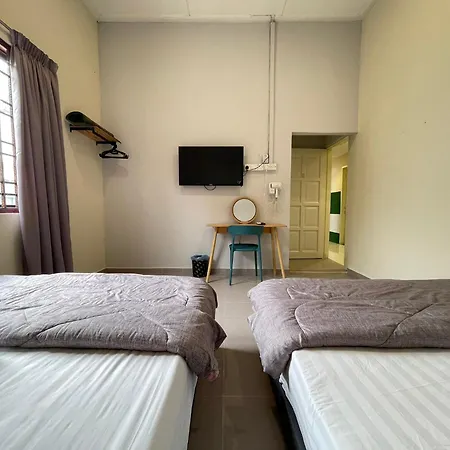 Muslim Homestay Teluk Intan Exterior photo